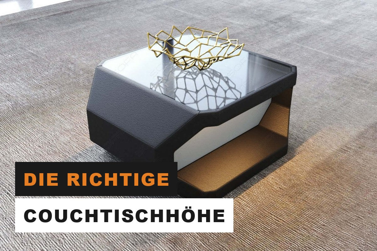 Eleganter Couchtisch mit Ledergestell in Schwarz und Weiß im Wohnzimmer
