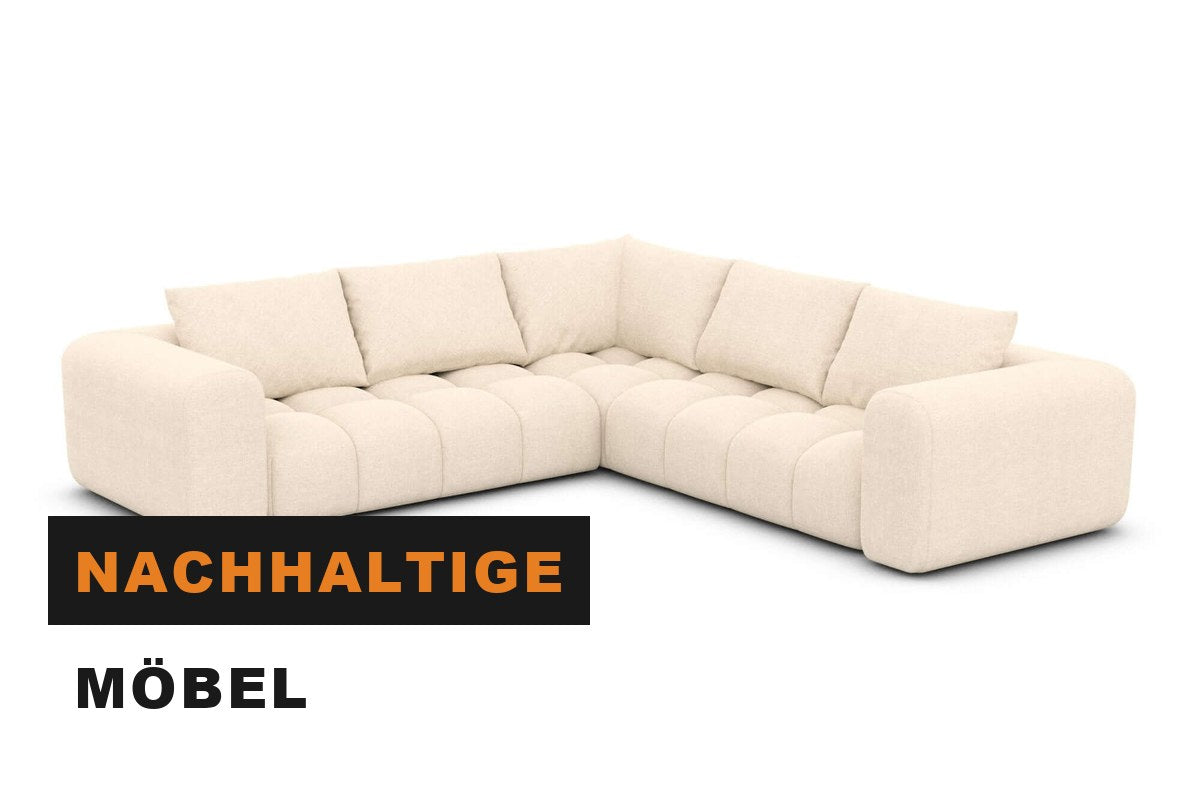 Langlebiges Stoffsofa aus europäischer Fertigung im Wohnzimmer