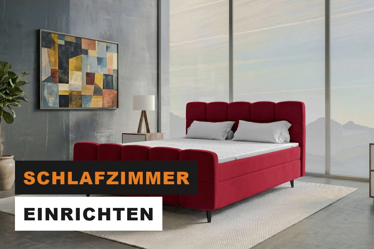 Ruhiges Schlafzimmer mit Bett, Kopfteil und gedämpfter Beleuchtung
