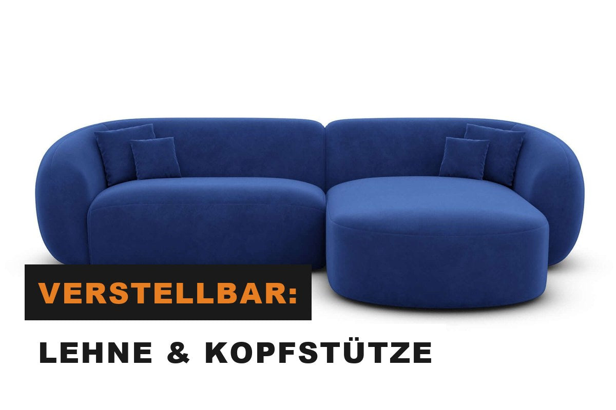 Sofa mit hochgestellter Kopfstütze und entspannter Sitzposition