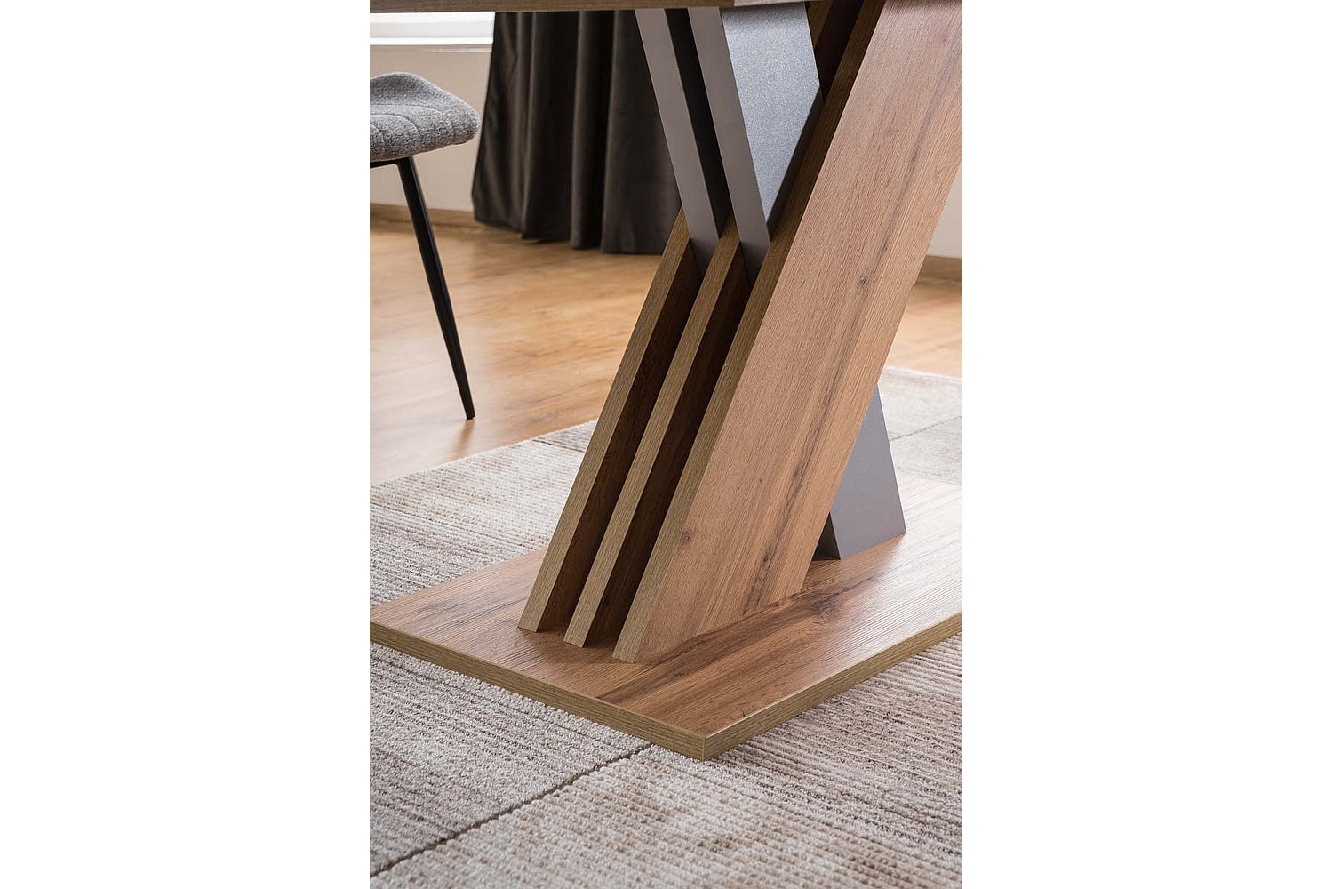 Exel Artisan Massivholz-Optik Esstisch